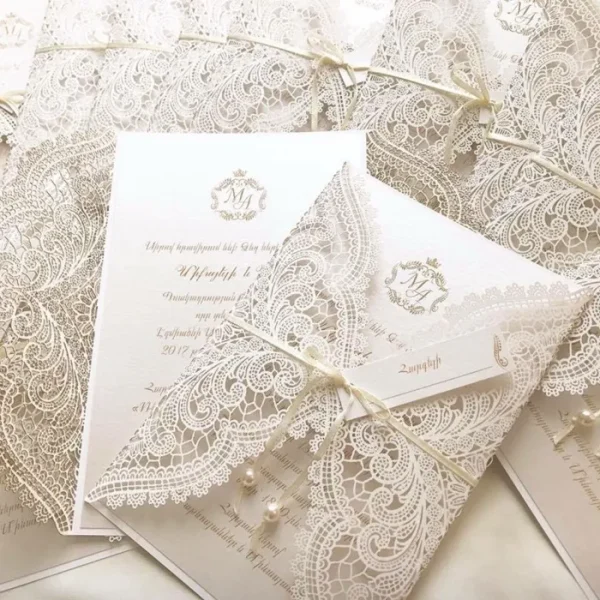 Mau Thiep Cuoi Hien Dai 5