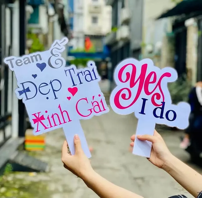 Hashtag Cầm Tay hastag cam tay innhanh.pro .vn 20