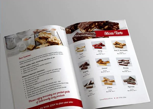 In Offset Là Gì? Toàn Bộ Kiến Thức Từ A-Z Cho Người Mới Bắt Đầu Một bộ sưu tập các sản phẩm in offset chất lượng cao được sắp xếp đẹp mắt, bao gồm catalogue, brochure, danh thiếp và hộp giấy