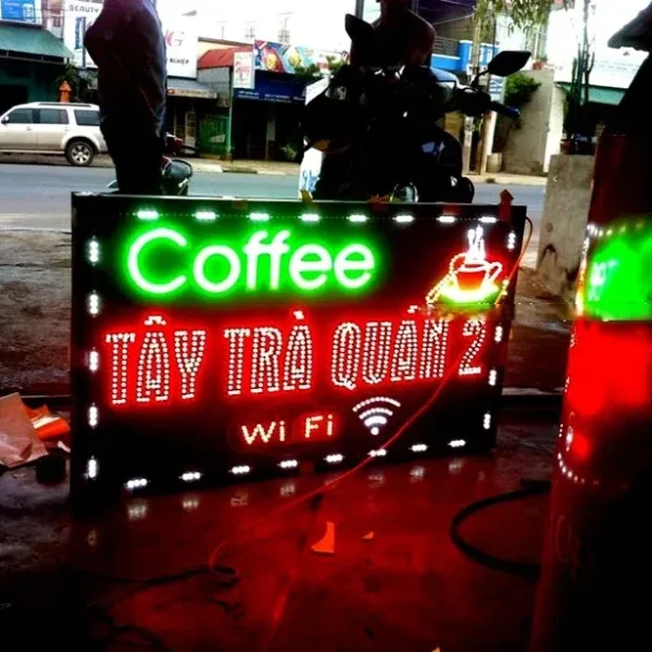 Cac Loai Bien Vay Quan Cafe Pho Bien Tai Quang Cao 24H