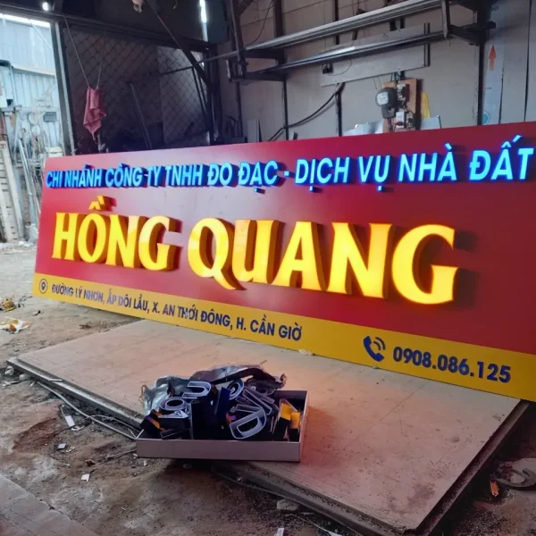 Dich vu lam bien cong ty chu noi theo yeu cau cua Quang Cao 24H