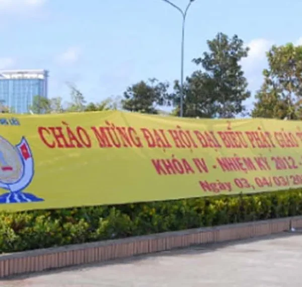 Băng Rôn Bạt Hiflex Đỏ In Chữ Trắng In bang ron 4