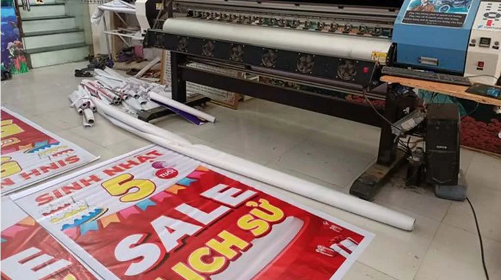 Băng Rôn Bạt Hiflex Đỏ In Chữ Trắng In bang ron 9