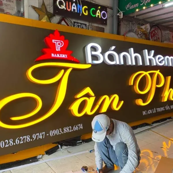 Quang Cao 24h cung cap da dang cac loai chu mica voi nhieu mau ma phong cach khac nhau