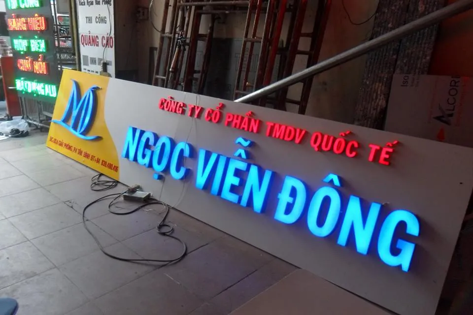 Chữ Nổi Alu Composite Vàng Gương Quang Cao 24h luon san sang dap ung moi nhu cau lam chu noi alu cua quy khach hang