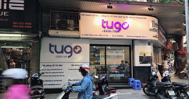 bang-hieu-cong-ty-dich-vu-du-lich bảng hiệu công ty du lịch