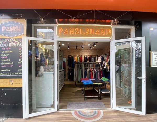 25+ Mẫu Bảng Hiệu Shop Đồ Si, Đồ Cũ Đẹp Ấn Tượng Nhất bảng hiệu đồ si