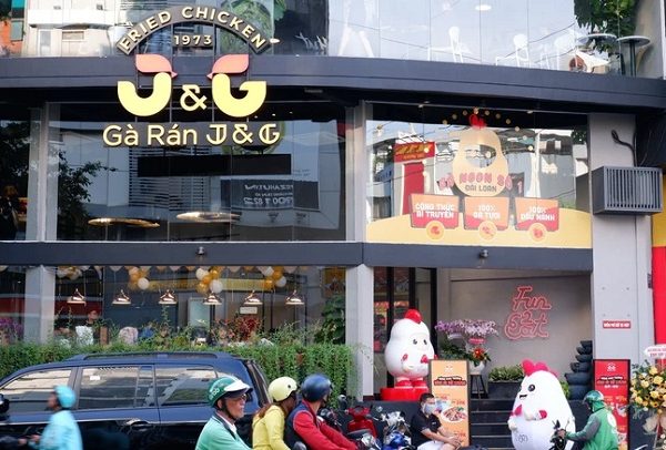 Làm bảng hiệu gà rán, gà giòn TPHCM