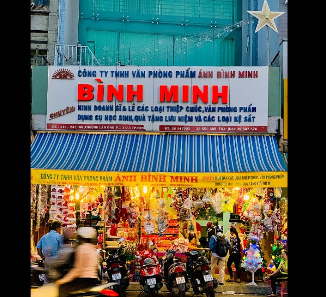 bang-hieu-mica-van-phong-pham bảng hiệu mica văn phòng phẩm