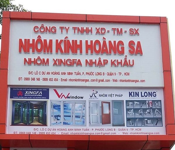 biển hiệu nhôm kính Mica
