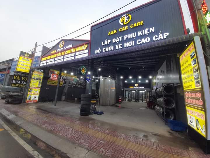 bang-hieu-quan-binh-tan Bảng hiệu đóng vai trò hết sức quan trọng