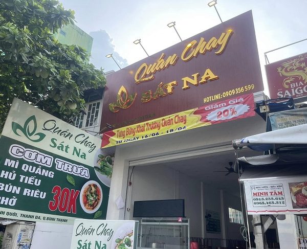 Biển quảng cáo quán chay