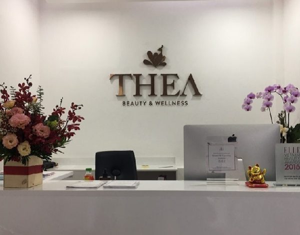 Làm bảng hiệu quận Bình Thạnh giá rẻ, bền đẹp Bảng hiệu Spa chữ nổi Inox bàn lễ tân