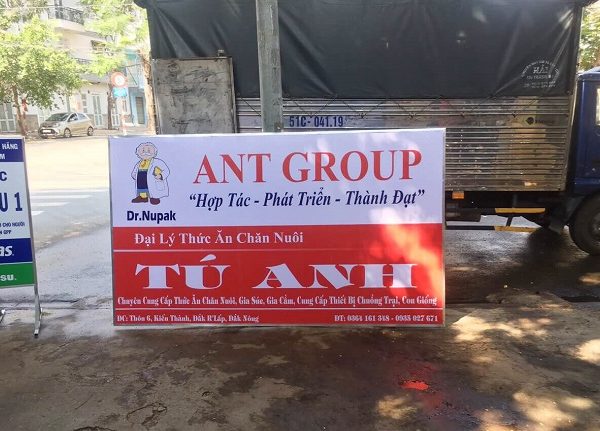 15+ Mẫu Biển Quảng Cáo Thức Ăn Gia Súc Chăn Nuôi Đẹp Bảng hiệu thức ăn gia súc bạt hiflex