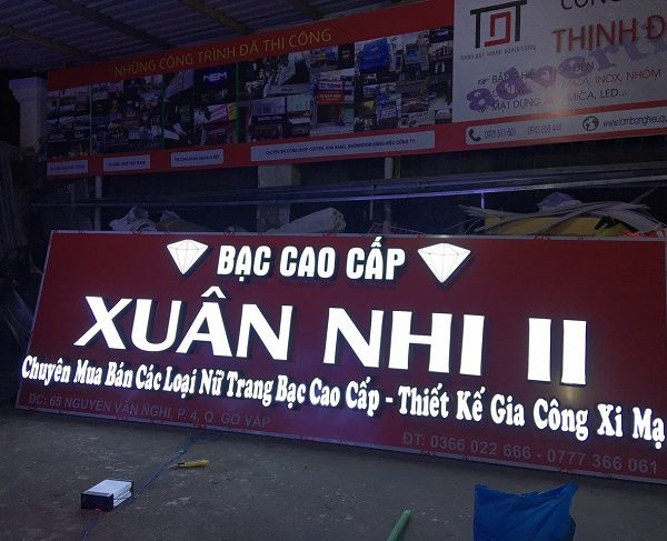 bảng hiệu tiệm bạc