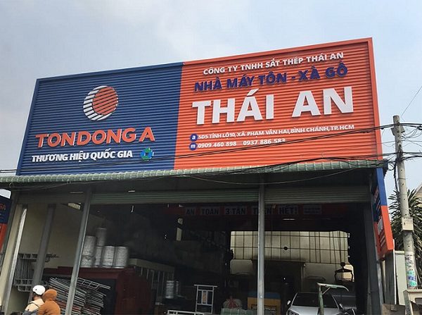 35+ Mẫu Bảng Hiệu Tôn Sóng Quảng Cáo Đẹp, Ấn Tượng bảng hiệu bằng tôn đẹp