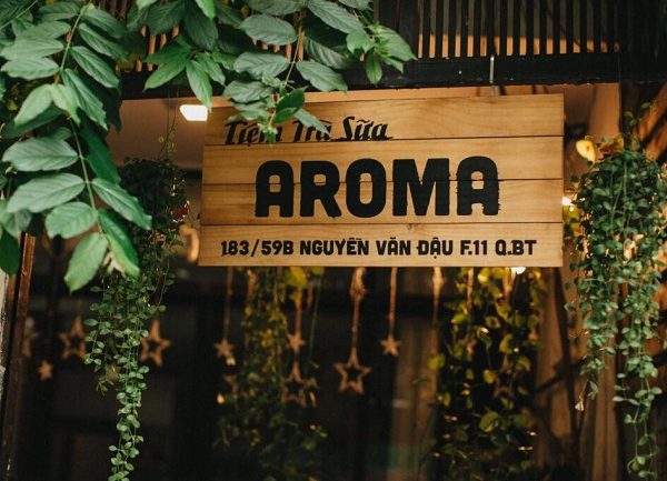 50+ Mẫu Bảng Hiệu Trà Sữa Đẹp Không Thể Bỏ Qua bảng hiệu trà sữa gỗ
