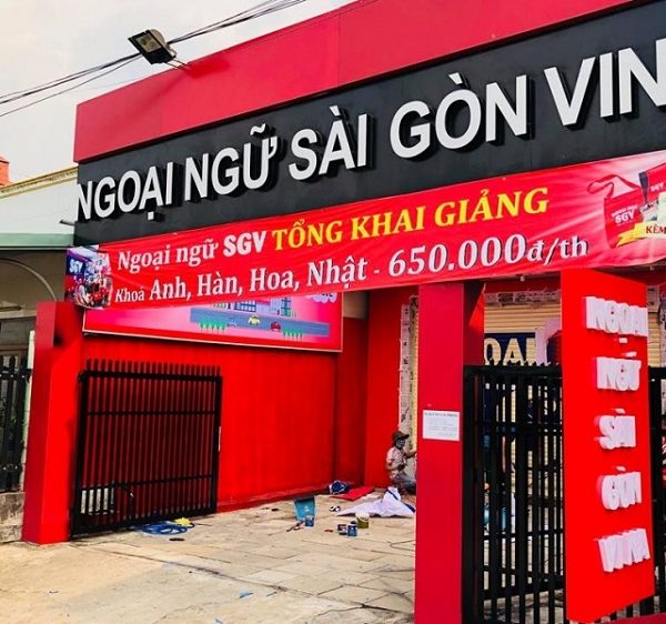 bảng hiệu trung tâm ngoại ngữ