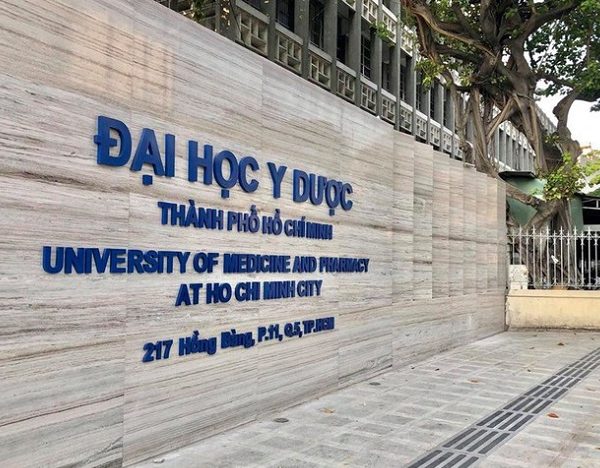 biển hiệu trường Đại Học đẹp