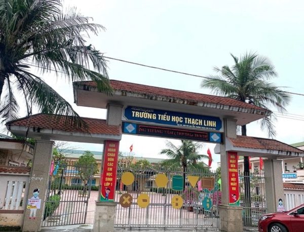 bảng hiệu trường tiểu học