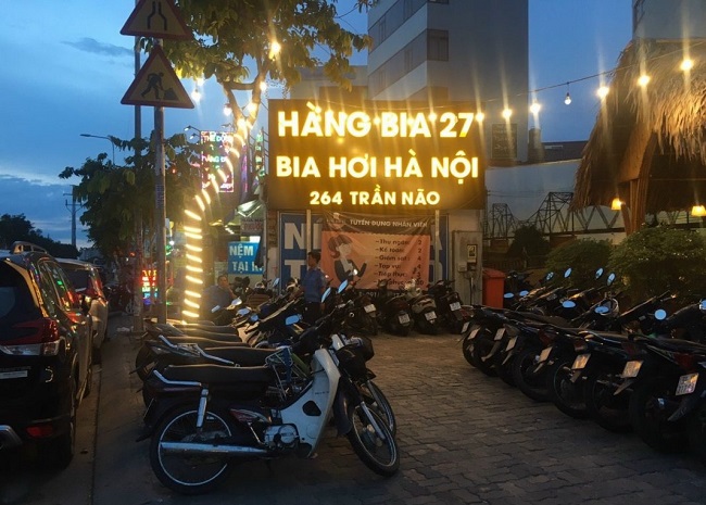 bien-quang-cao-quan-bia-1 mẫu biển quảng cáo bia đẹp