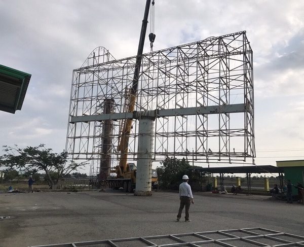 Biển tấm lớn là gì? Những mẫu biển quảng cáo tấm lớn ấn tượng Đơn vị thi công biển quảng cáo tấm lớn