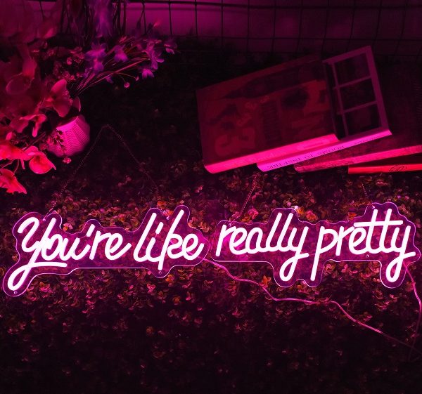 làm bảng hiệu đèn neon