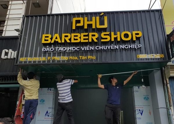 35+ Mẫu Bảng Hiệu Tôn Sóng Quảng Cáo Đẹp, Ấn Tượng làm bảng hiệu tôn sóng tphcm