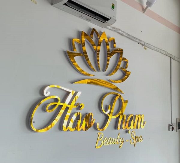 bảng hiệu mỹ phẩm chữ inox