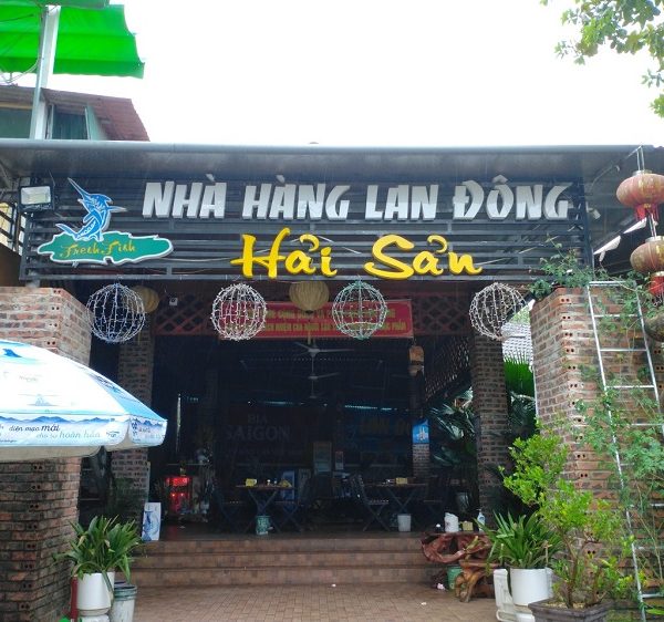 biển nhà hàng đẹp mica