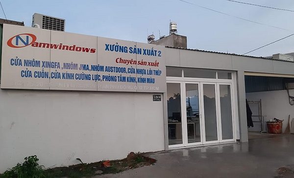 biển quảng cáo nhôm kinh xingfa
