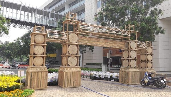 bảng hiệu bằng tre